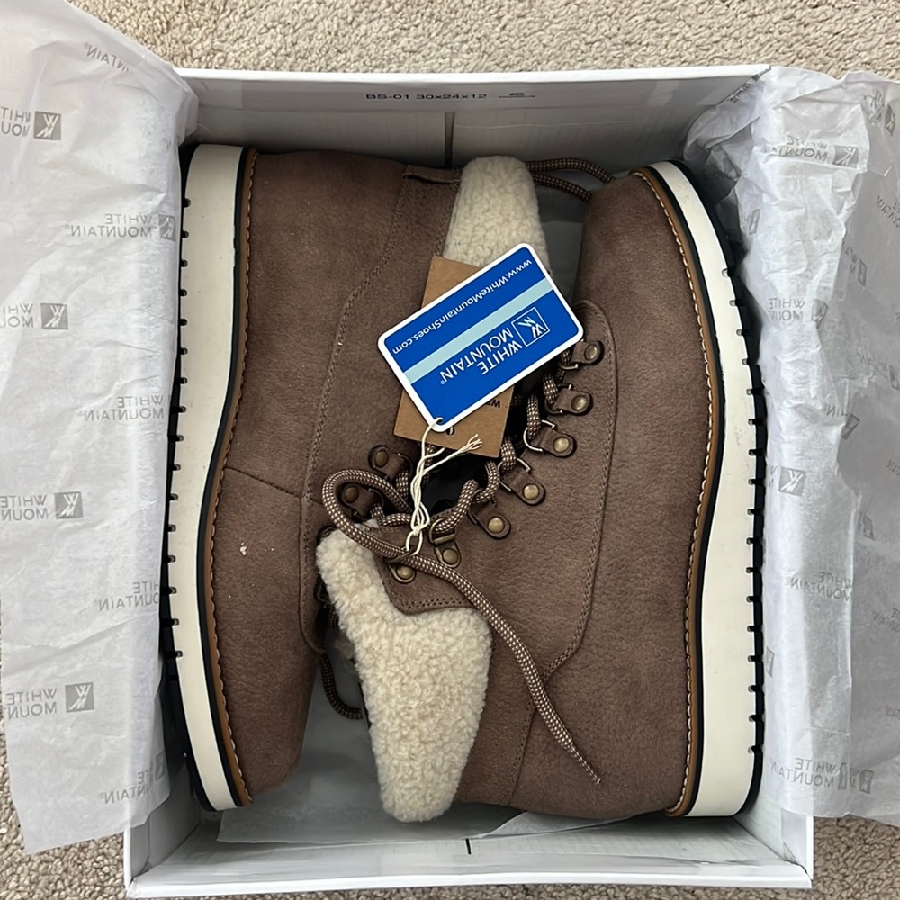 White Mountain Cozy Bootie - Sand